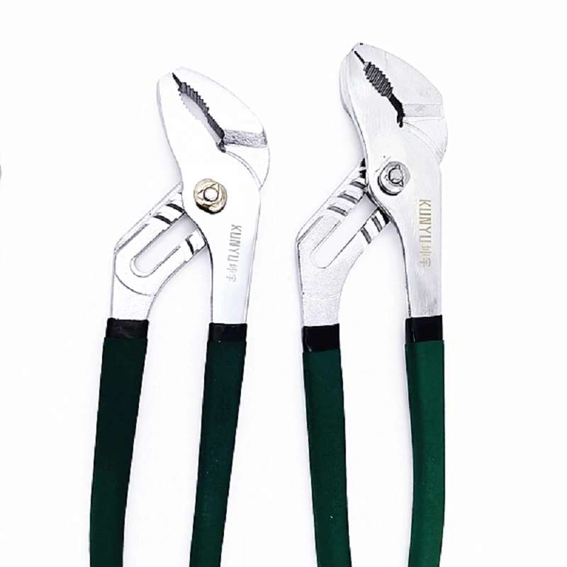 Water Pump Pliers jaws close-up