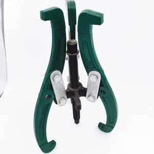 Forged Three-Jaw Gear Puller top view