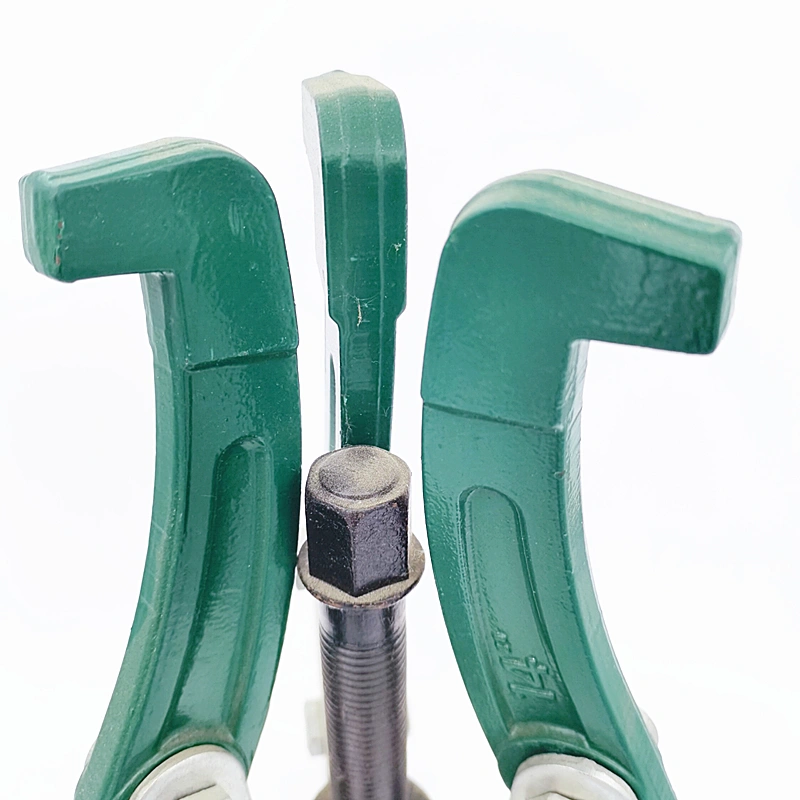 Forged Three-Jaw Gear Puller single-piece view