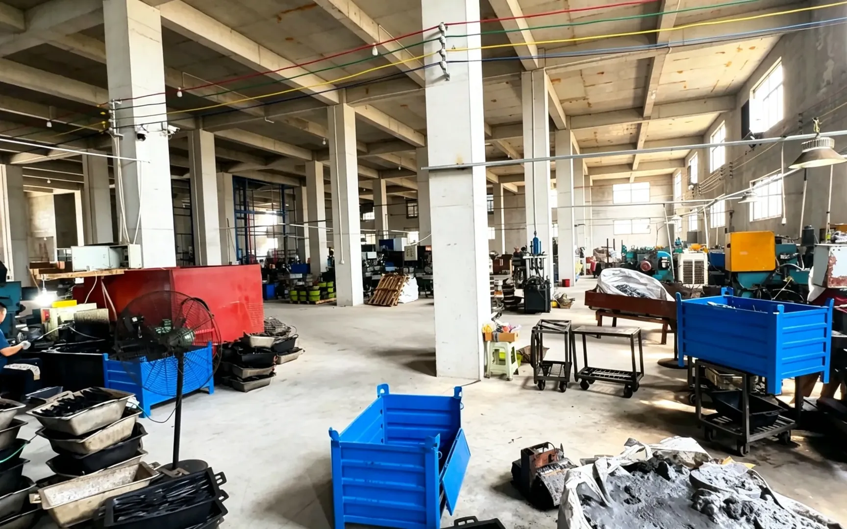 Huashu Tools hardware machining workshop: CR-V steel processing for pliers and hand tools